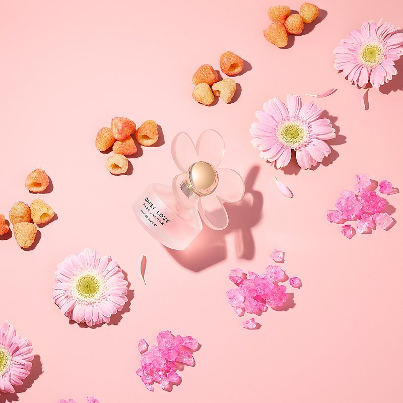 MARC JACOBS, MARC JACOBS รีวิว, MARC JACOBS Daisy Love Eau So Sweet, MARC JACOBS Daisy Love Eau So Sweet Eau de Toilette, MARC JACOBS Daisy Love Eau So Sweet EDT, MARC JACOBS Daisy Love Eau So Sweet Eau de Toilette รีวิว, MARC JACOBS Daisy Love Eau So Sweet Eau de Toilette 1.2ml, MARC JACOBS Daisy Love Eau So Sweet Eau de Toilette 1.2ml น้ำหอมผู้หญิง แนวกลิ่น Fruity-Floral, 